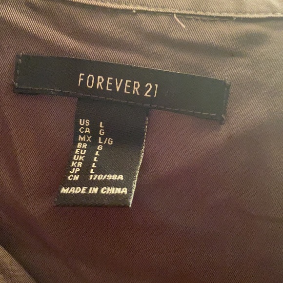 Green Dress - Picture 3 of 8